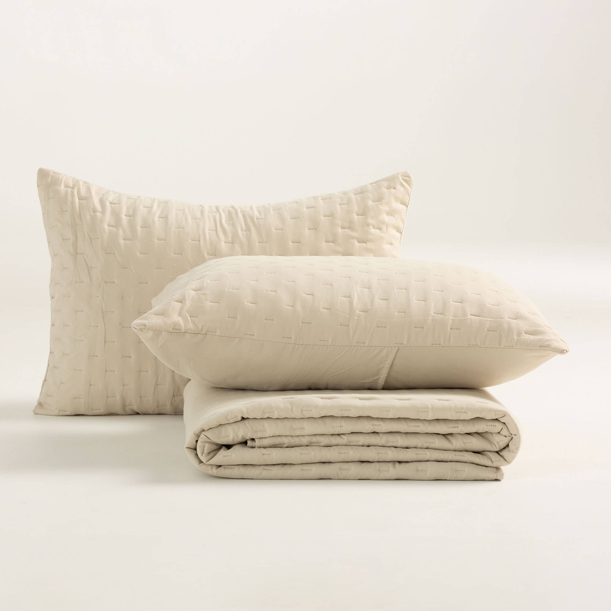 GAMUSI - Wholesale Quilt - NARA plain quilted bedspread with super soft touch17