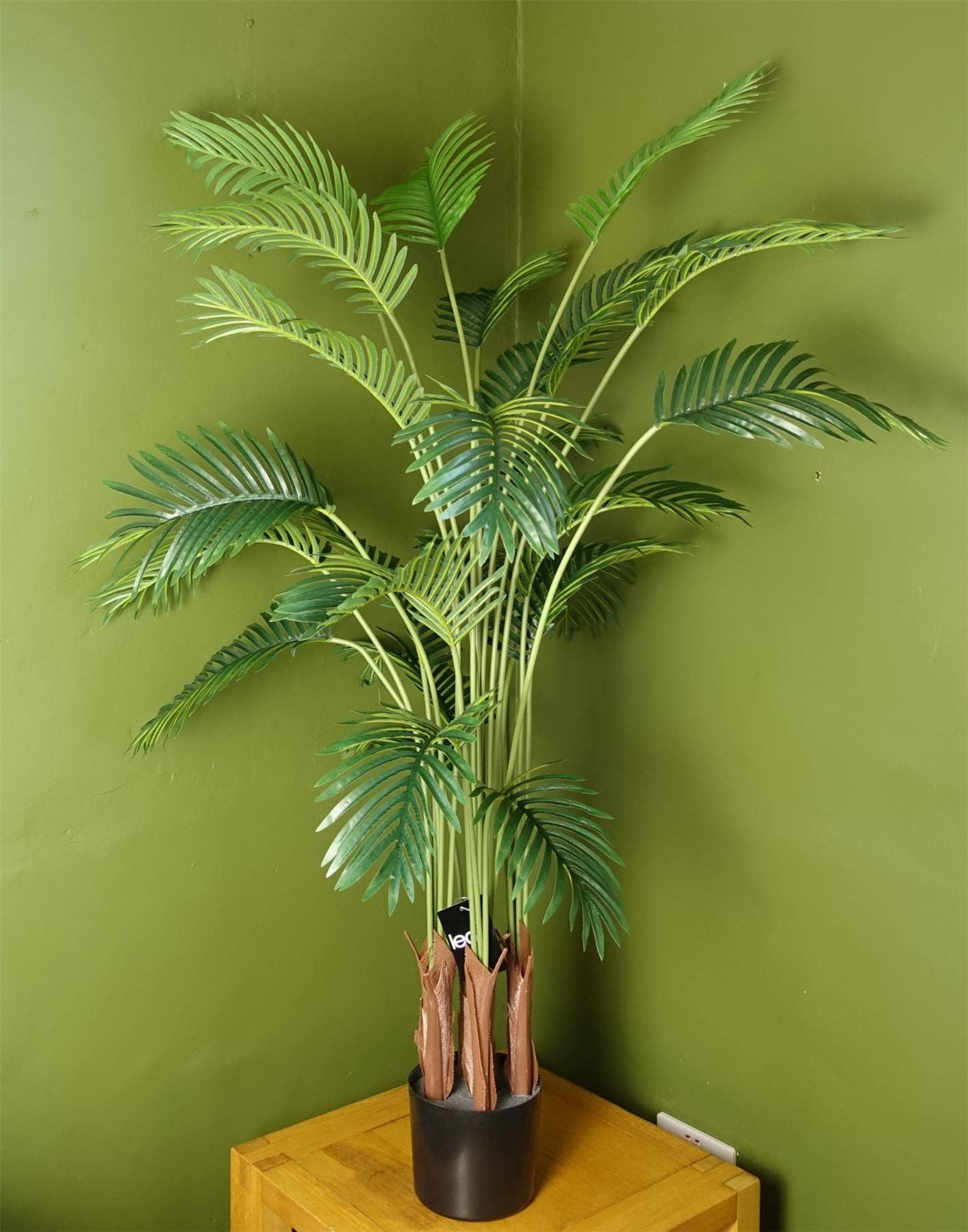 Leaf Design UK LTD – Planta artificial por atacado – Palmeira Areca Artificial de 150 cm em Vaso Preto Botanik0