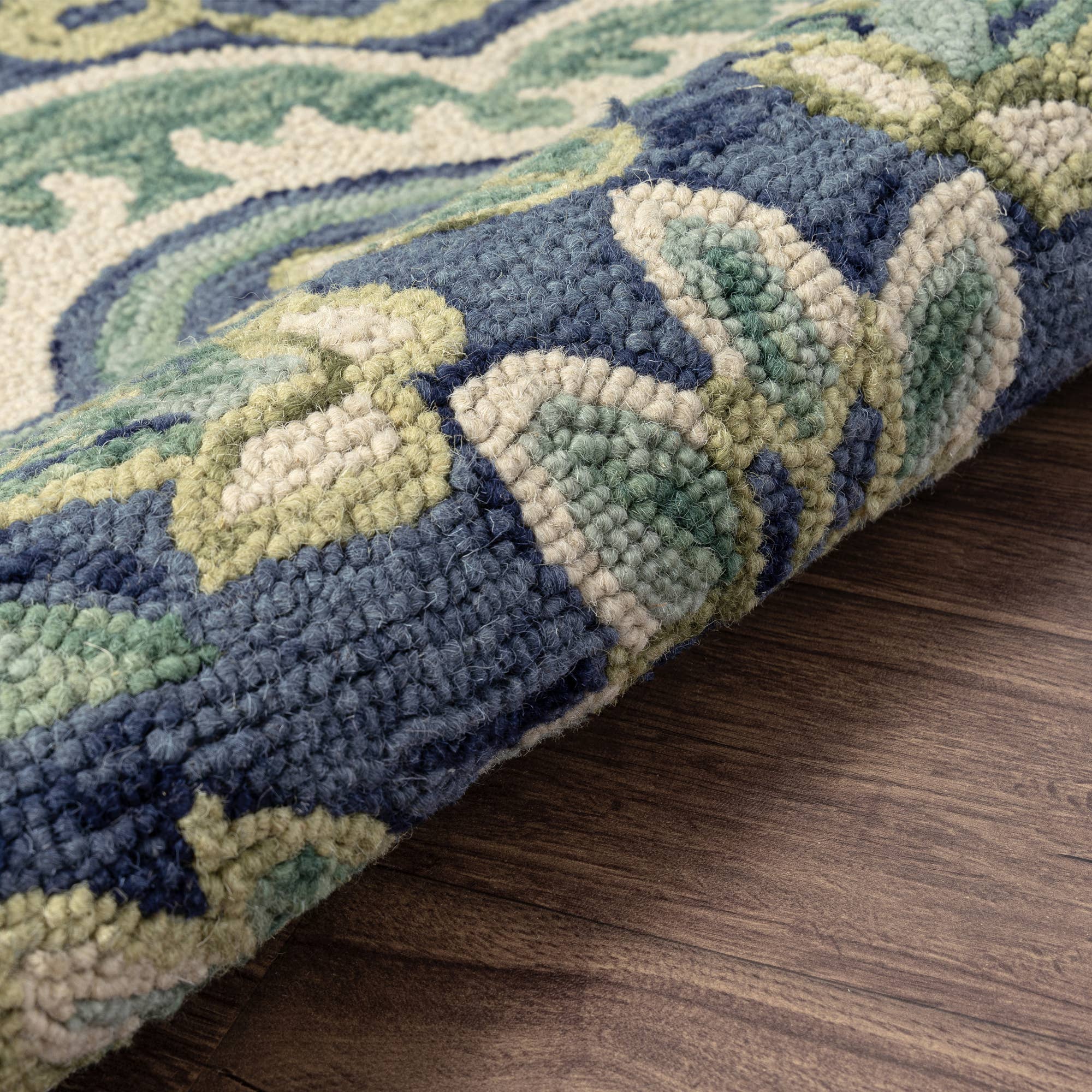 LR Home - Wholesale Area Rug - Nia Classic Scalloped Edge Hand-Tufted Wool Indoor Area Rug69