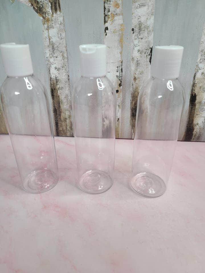 250 ML doorzichtige PET-plastic navulbare flessen met witte dop voor wholesale door Karamel Beauty