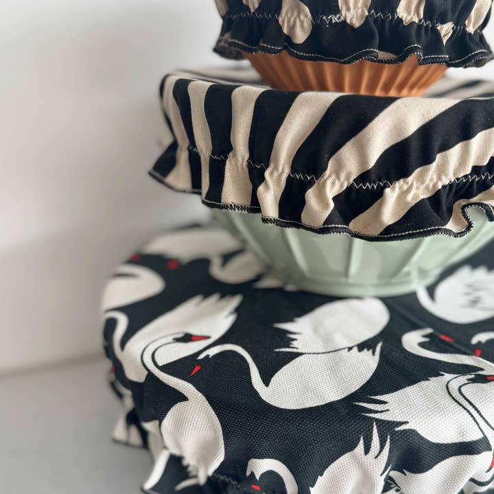 Dot and Army - Wholesale Food Storage Wrap/Bag - Birds of a Feather Reusable Fabric Bowl Covers- set of three1