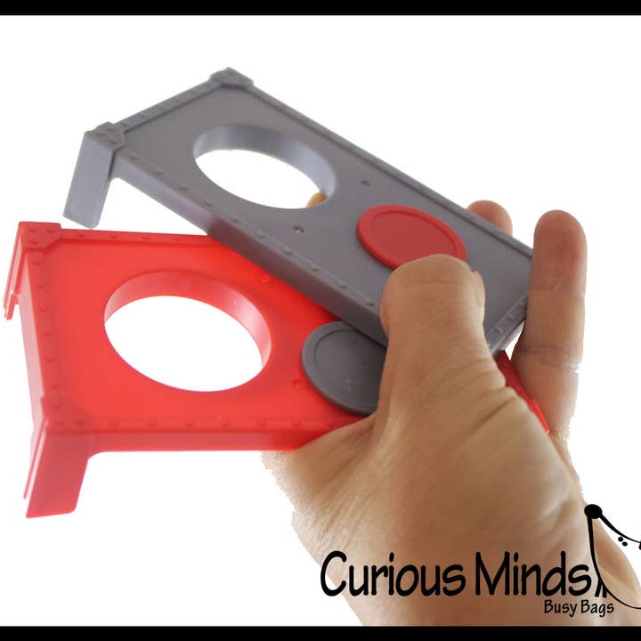 Curious Minds Toys - Wholesale Cornhole - Mini Finger Flick Cornhole Tabletop Sports Coin Toss Game -1