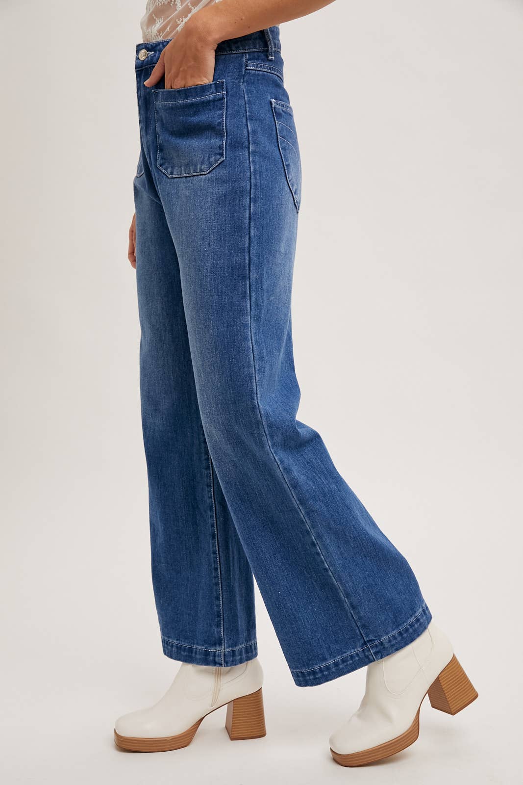 Bluivy – Großhandel Jeans – Damen – JEANSJEANS MIT HOHEM BUND UND WEITEM BEIN12