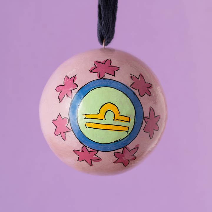 Ian Snow Ltd – wholesale Ornament – Libra Zodiac Bauble1