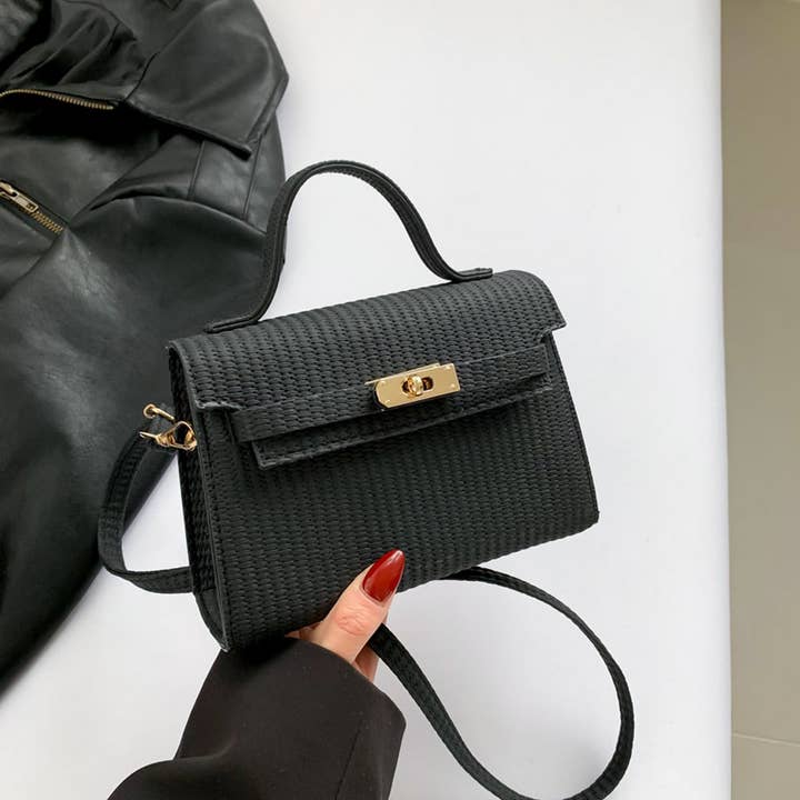 ACCITY - Wholesale Messenger Bag - Women's - NICHE FASHION RETRO MESSENGER BAG_CWAB32953