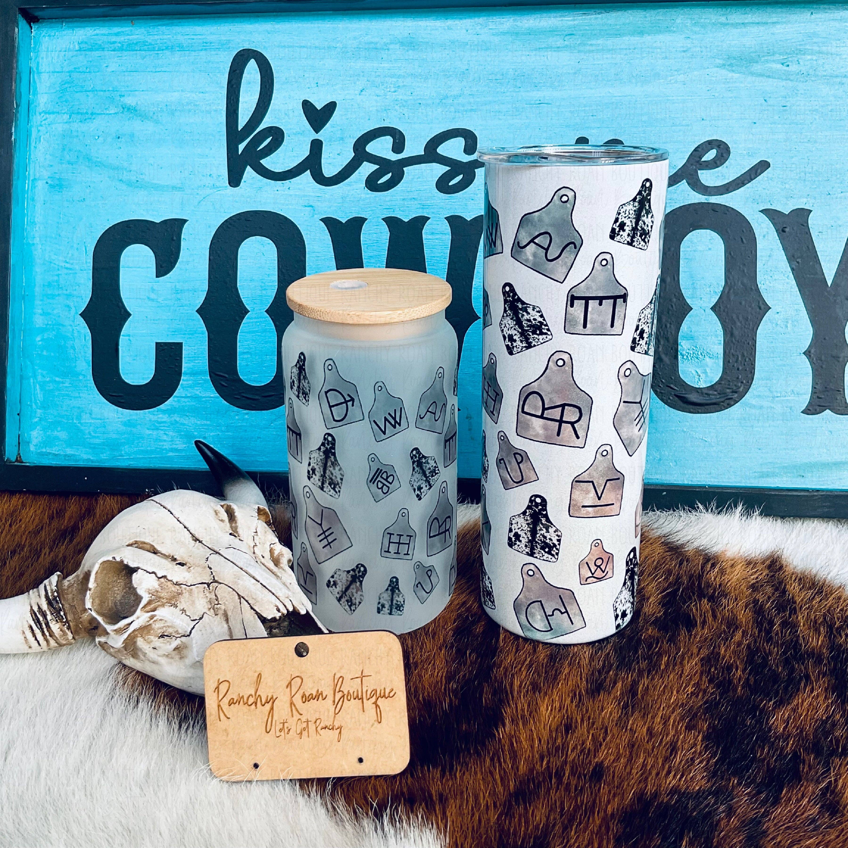 Ranchy Roan Boutique - Vente Verre/tasse - Gobelet Western en verre givré en cuir de vachette Cattle Tag 16 oz1