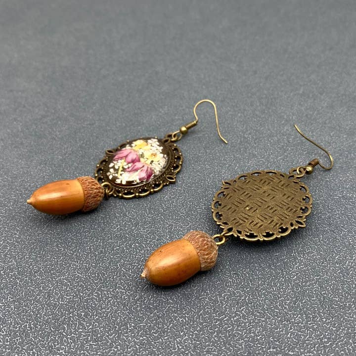 Mio Queena - Wholesale Dangle Earrings - Vintage Genuine Dried Acorn & Flowers Charm Earrings - PDF6