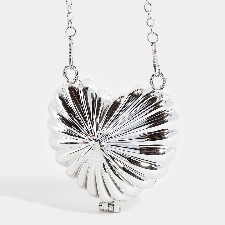 Collections by Fame Accessories - Wholesale Clutch Bag - Women's - Metallic Shining Heart Clutch Coin Purse