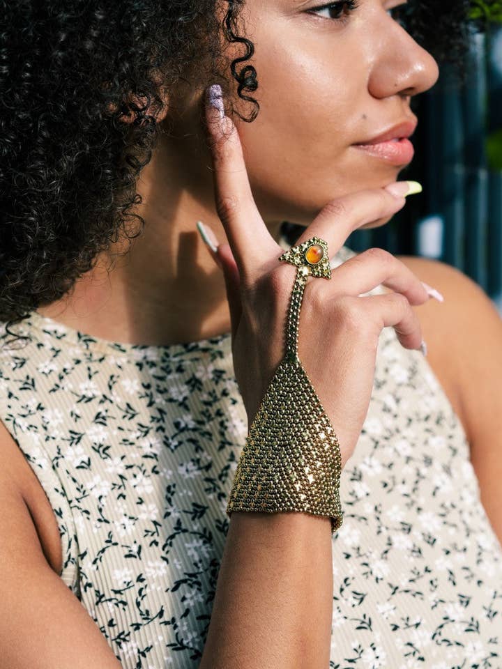 Cuffed Triangle Chainmail Hand Harness for wholesale by Urbiana