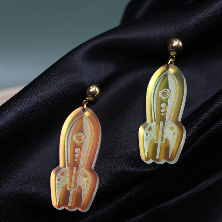 Raketenschiff in Irisierend für den Großhandel von Simply Artrageous