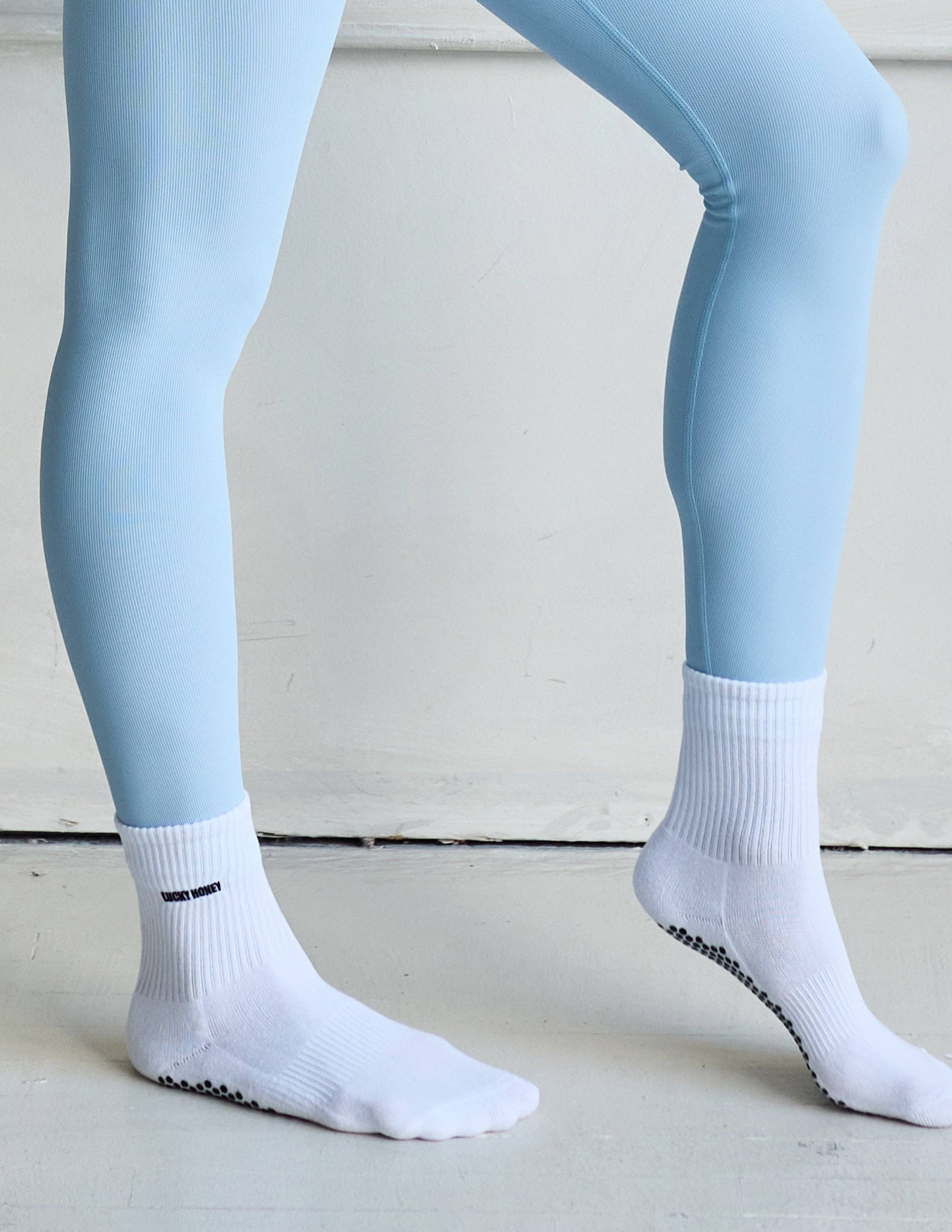 LUCKY HONEY - Wholesale Socks - Women's - The Core Grip Sock21