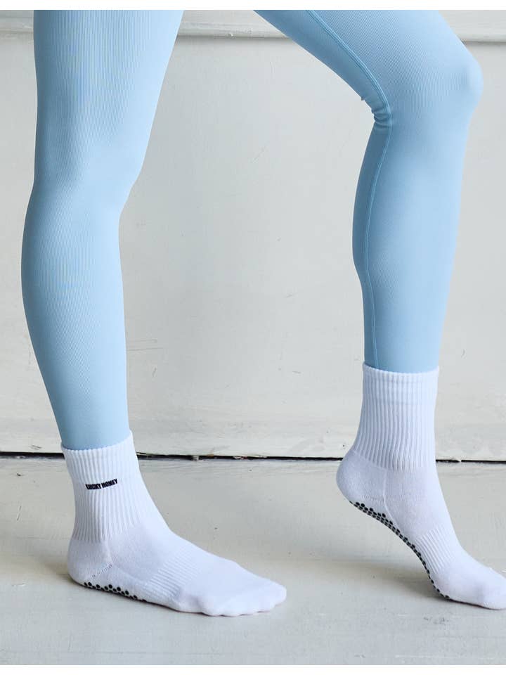 LUCKY HONEY - Wholesale Socks - Women's - The Core Grip Sock21