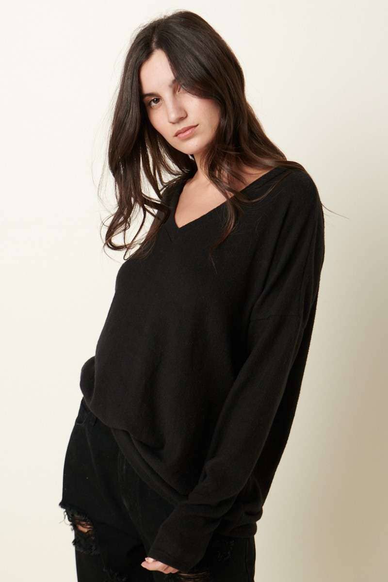 mittoshop - Venta al por mayor Jersey corto de punto - Mujer - TOP DE PUNTO CON CUELLO EN V ESTILO HACCI CEPILLADO T102223