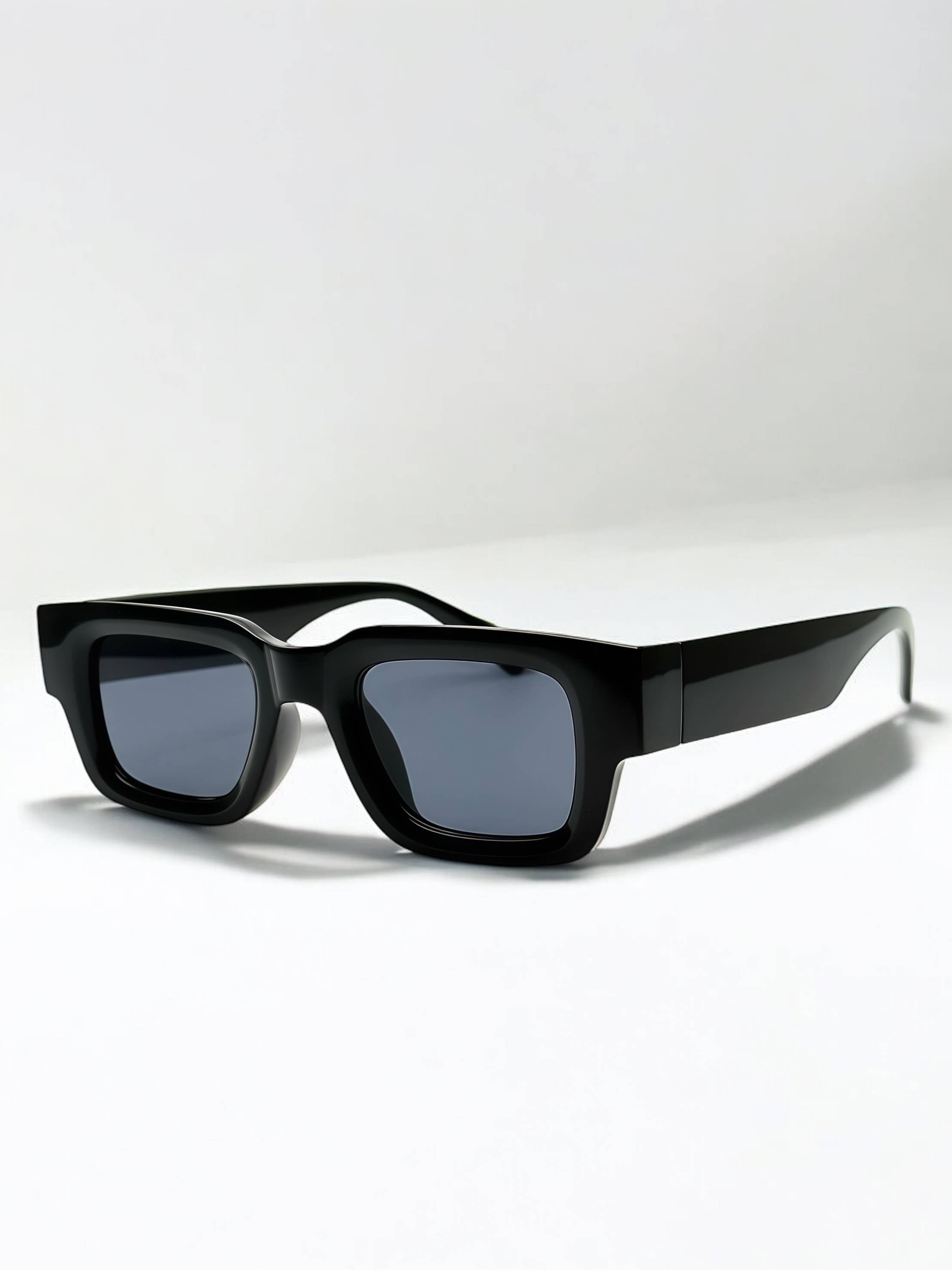 BYREN | ÉLINE L'ATELIER - Vendita all'ingrosso Occhiali da sole - Donna - Occhiali da sole CV50353