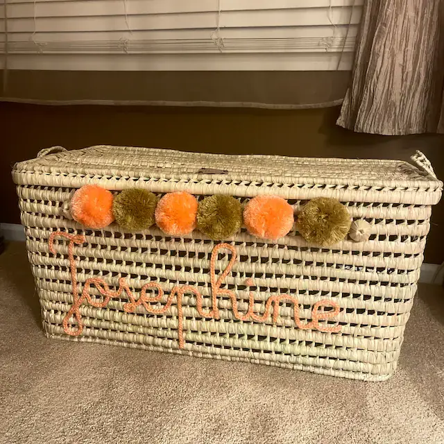 Mikwi - Wholesale Toy Storage Box - Kids & Baby - Personalized toy trunk, Pompoms TOY BOX   -WHOLESALE 8