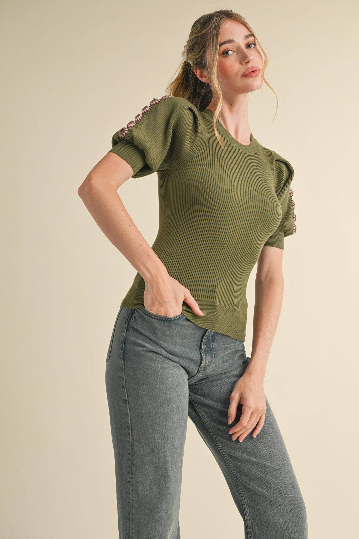 &MERCI - Wholesale Knit Top - Women's - HAND-MADE CROCHET PUFF SLEEVE SWEATER MSW1056711