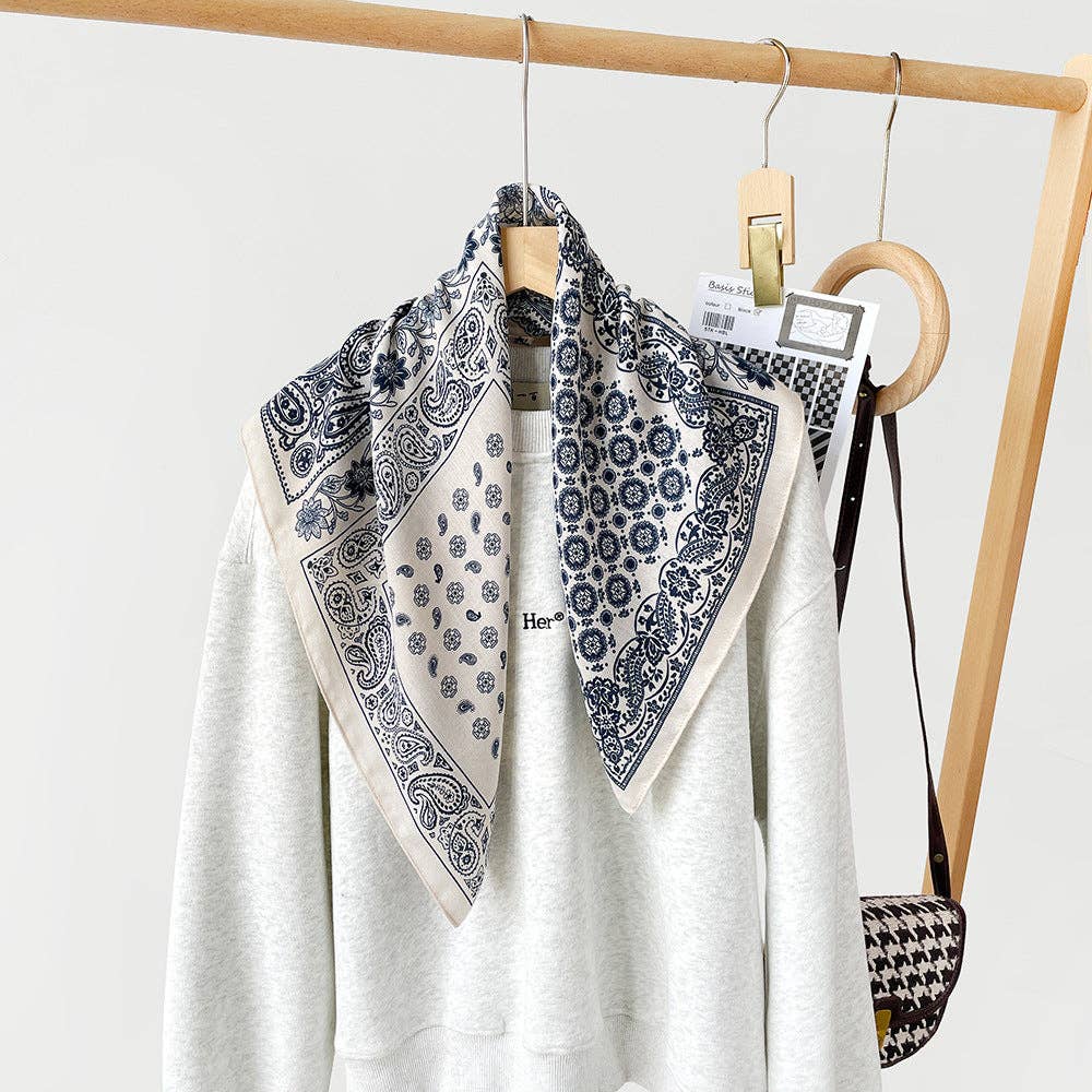 Dipped Shop - Wholesale Scarf - Women's - Splicing Print Vintage Square Silk Scarf DP25G4528