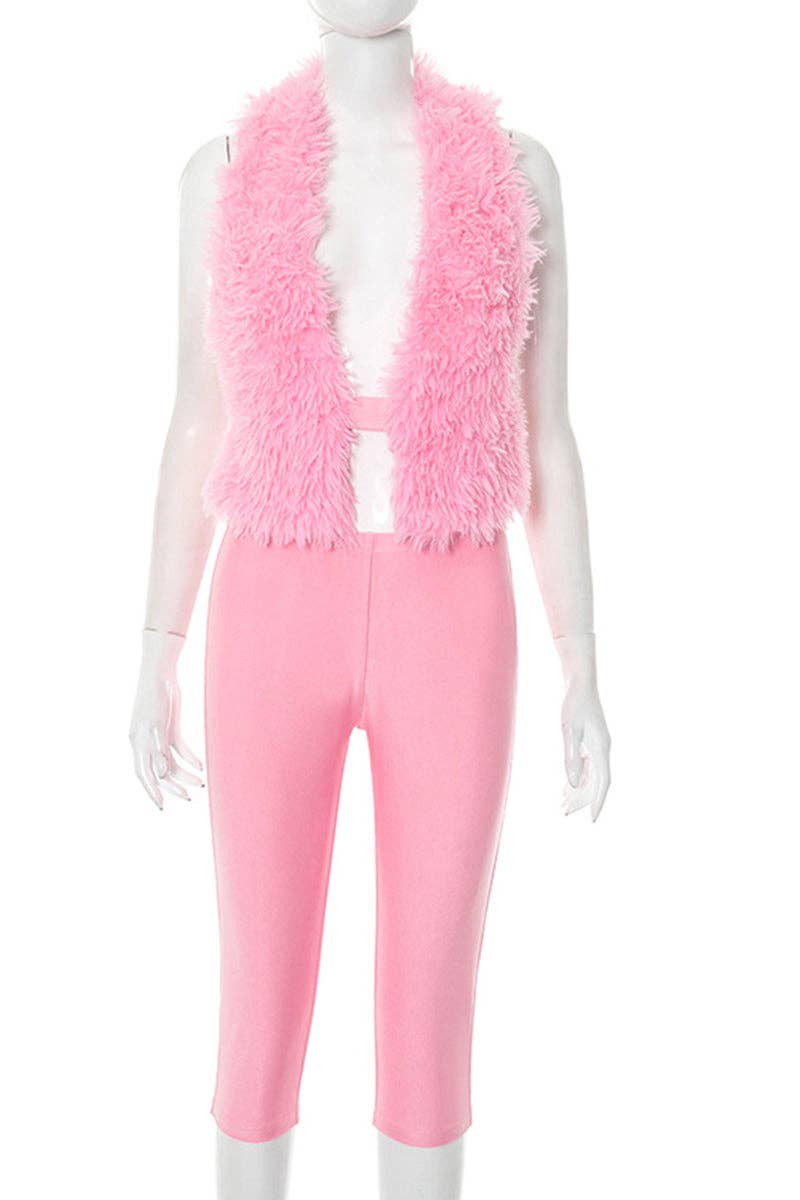 Mccolin - Venta al por mayor Conjuntos de top y pantalón (NO para estar en casa) - Mujer - Conjunto de chaleco de piel sintética y pantalones cortos4