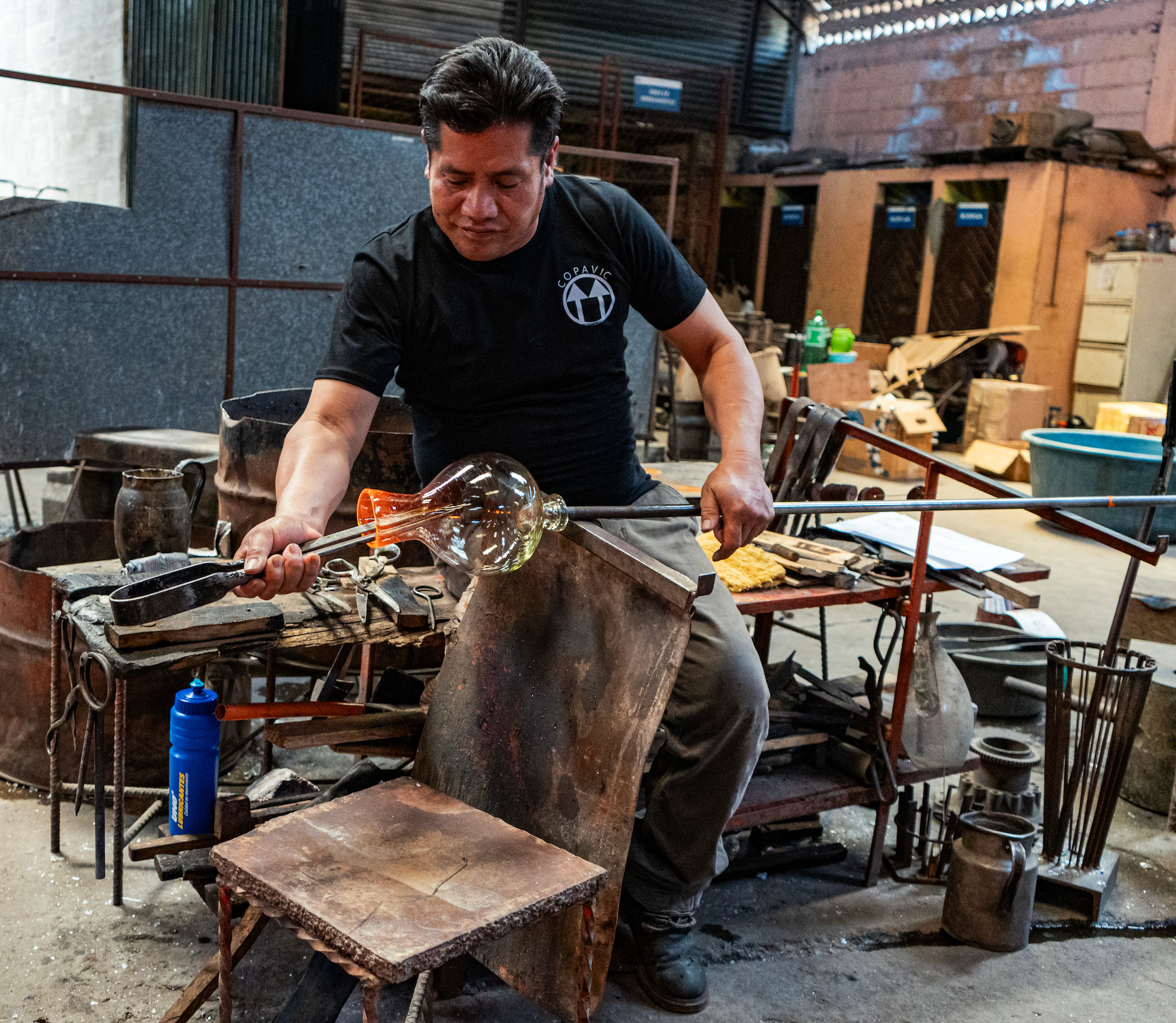 Sobremesa - Wholesale Condiment/Dip Bowl - Aqua Rim Tiny Bowl, Spice Bowl, Pinch Bowl 7