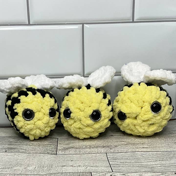 Mini bees for wholesale by Kawaii Kat Studios