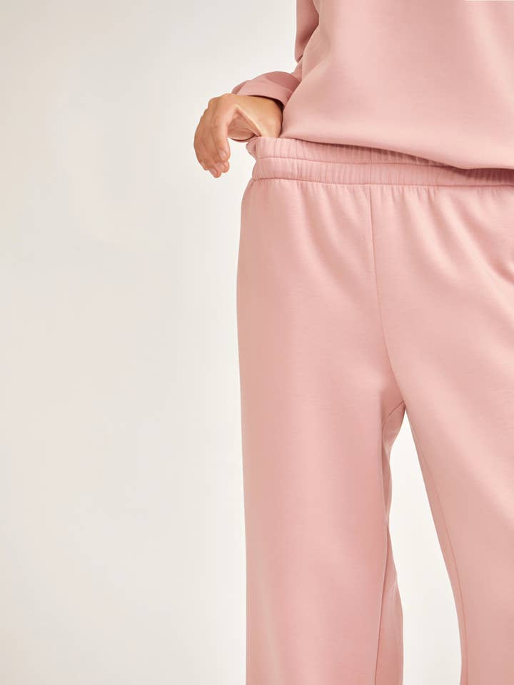 Dear Scarlett - Wholesale Lounge Set - Women's - PLUS SIZE Tunic Top + Straight Pants Travel Modal Set