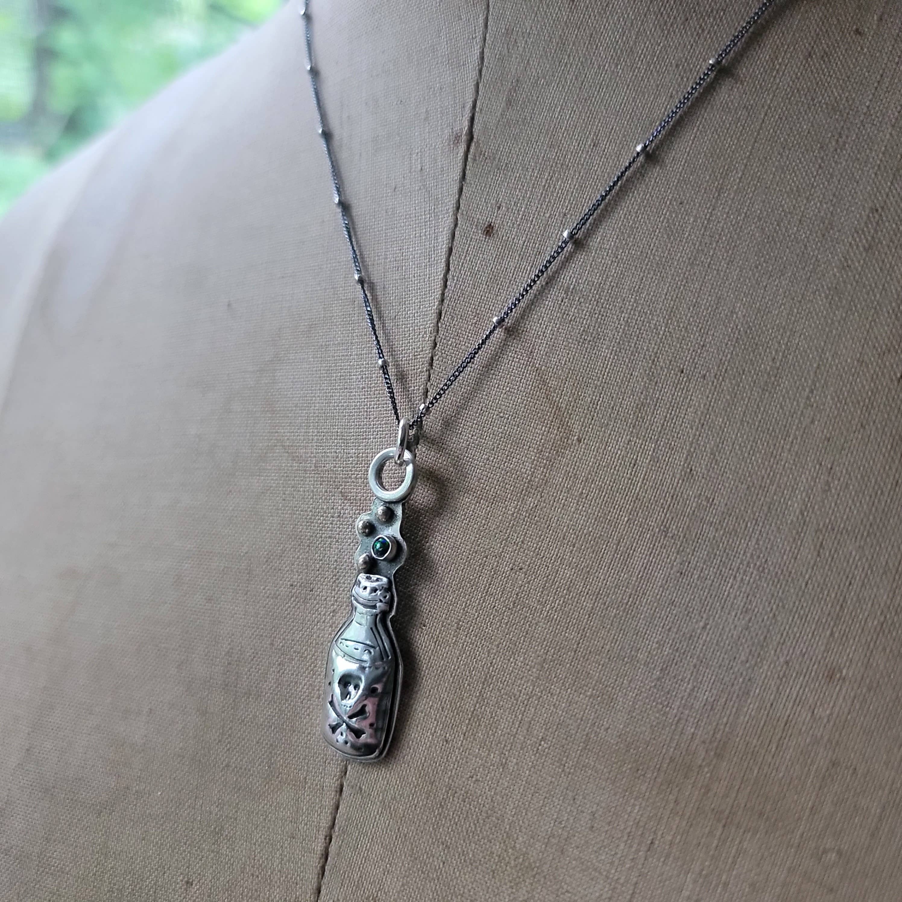 Verdilune - Wholesale Pendant/Charm Necklace - Poison Potion Bottle Pendant in Ster. Silver with Black Opal5