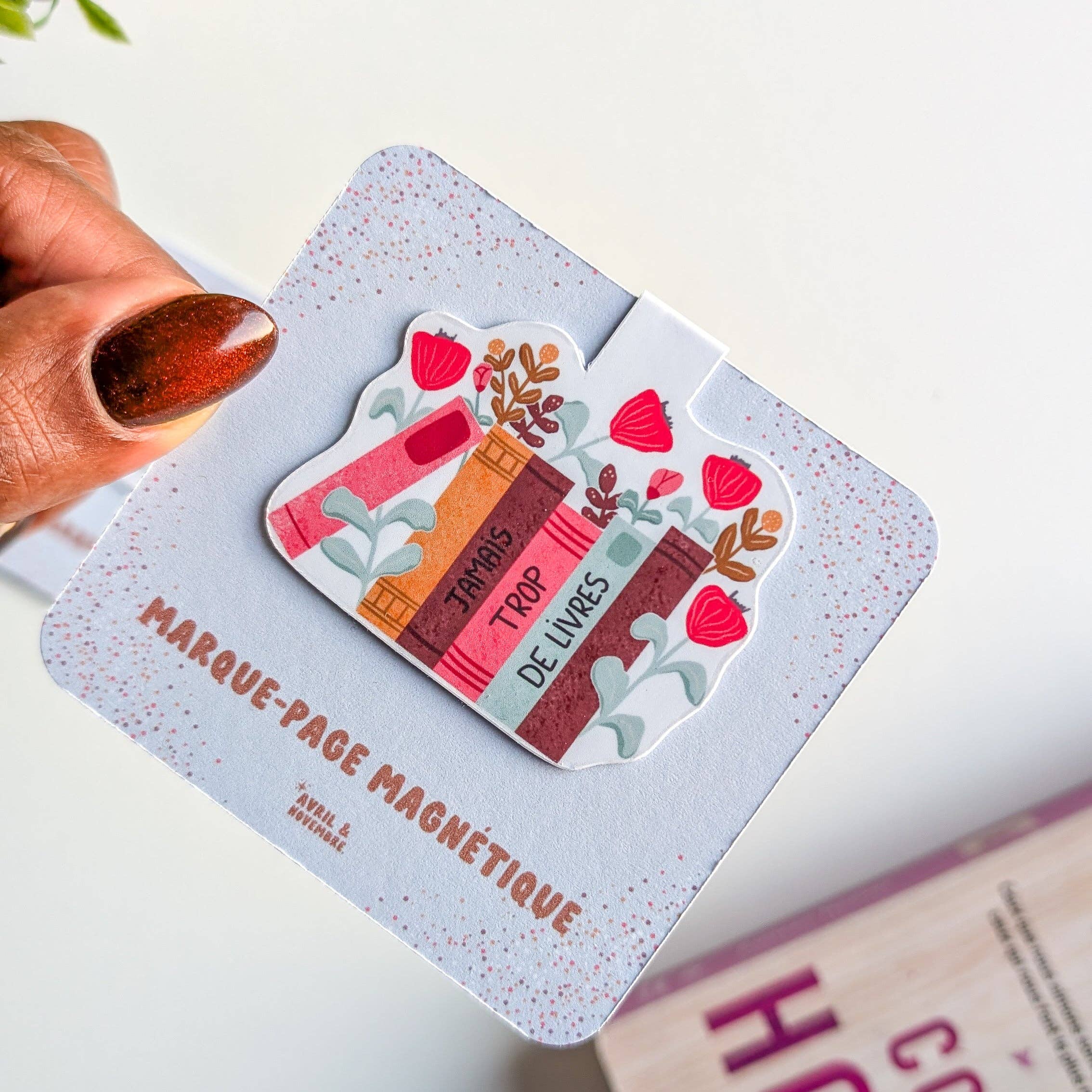 Avril & Novembre - Wholesale Bookmark - Magnetic Bookmark - Never Too Many Books1