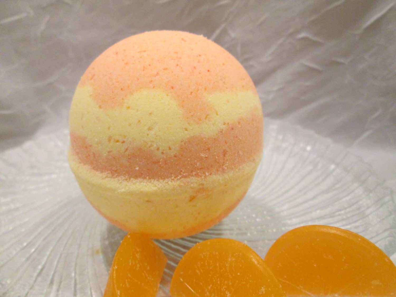 Glow Body and Soul - Wholesale Bath Bomb/Fizz - Mango Tangerine Bath Bomb Fizzy1