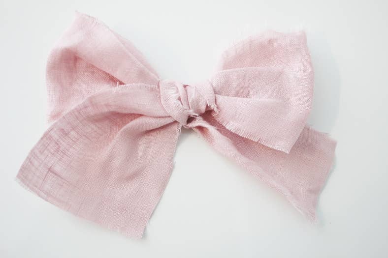 Heidy Berry – Großhandel Haarschleife – Kinder – Baby Haarschleife Blush Rosa Seide Leinen, Shades Stoff3