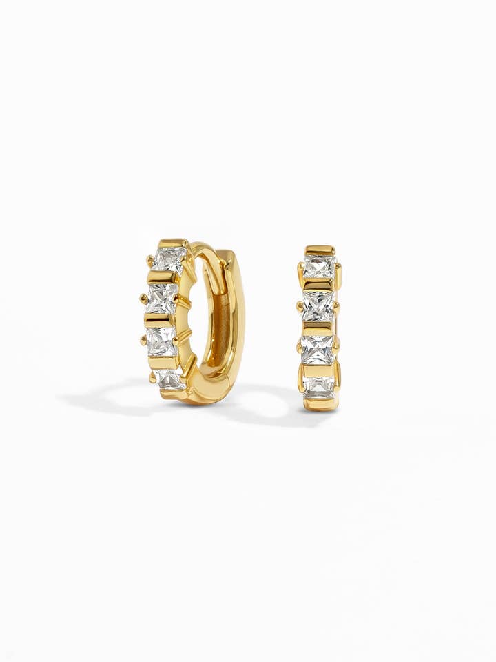 Emma Huggies voor wholesale door Sami Jewels