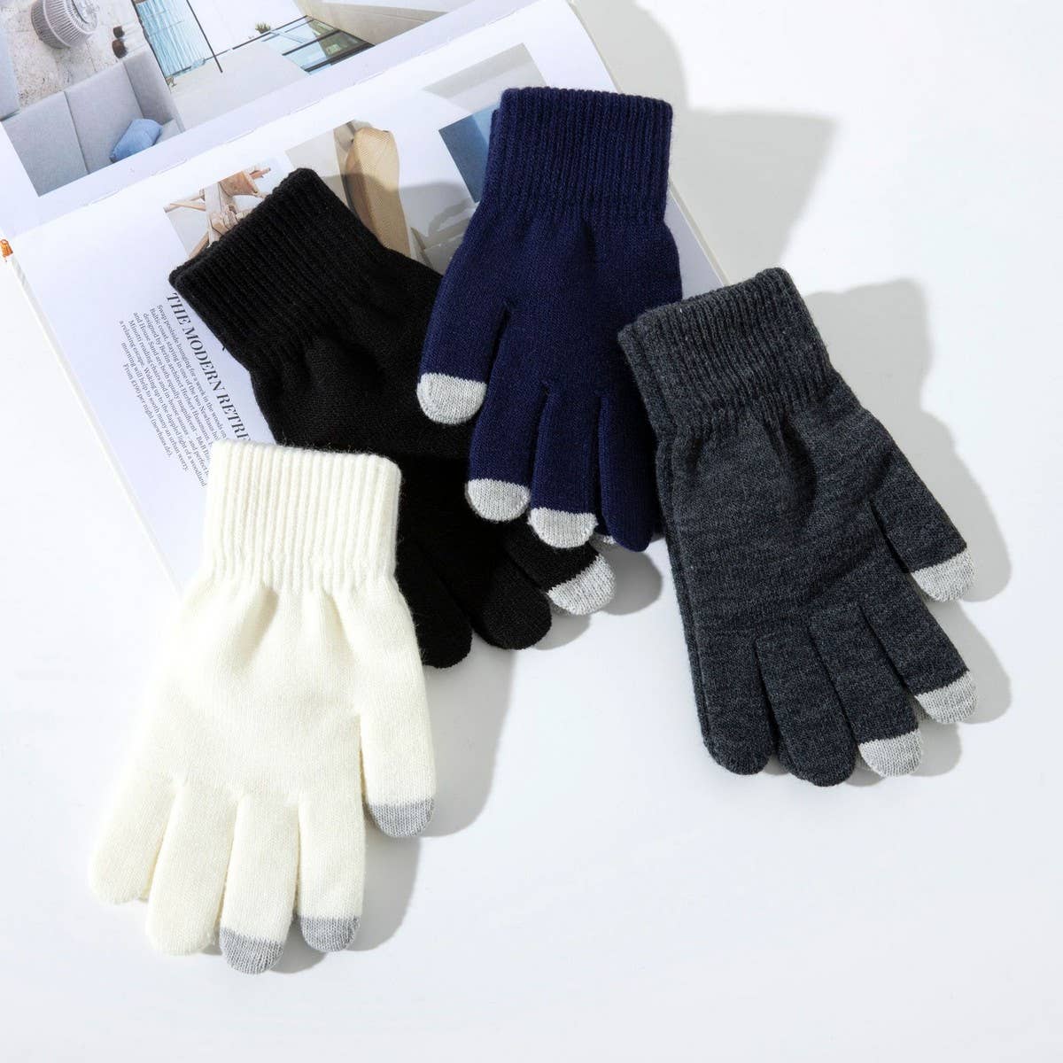 ACCITY - Wholesale Gloves - Women's - KNITTED TOUCHSCREEN GLOVES FOR WARM WINTER_CWAG015010