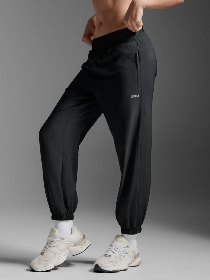Aero Woven Jogger for wholesale by 2XU