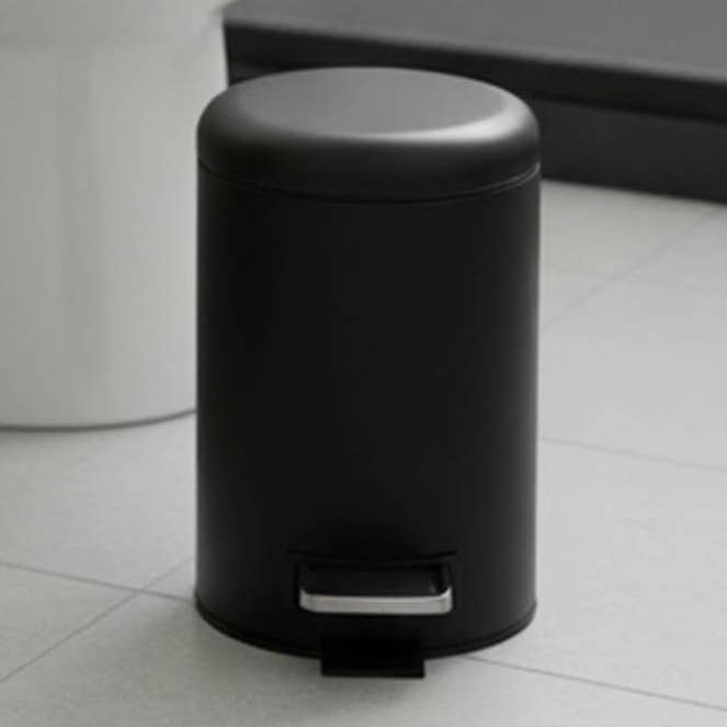 Soft Close Round Metal Floor Step Trash Can 0.8-gal for wholesale by Evideco French Home Goods