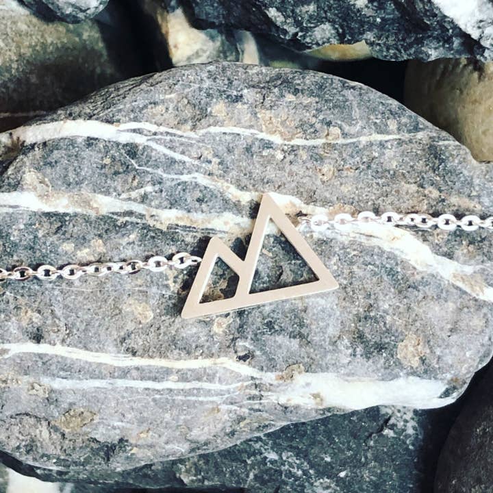 Triangle Mountains Bracelet - 2B for wholesale by Wonderland