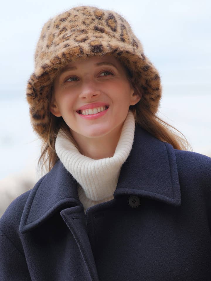 C.C Leopard Pattern Fur Winter Bucket Hat for wholesale by Hana