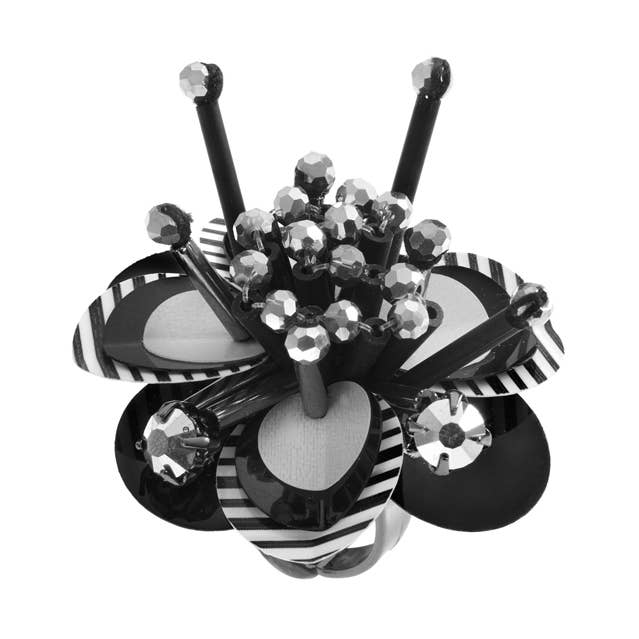 Bague avec perles et paillettes pour la vente par Ottaviani