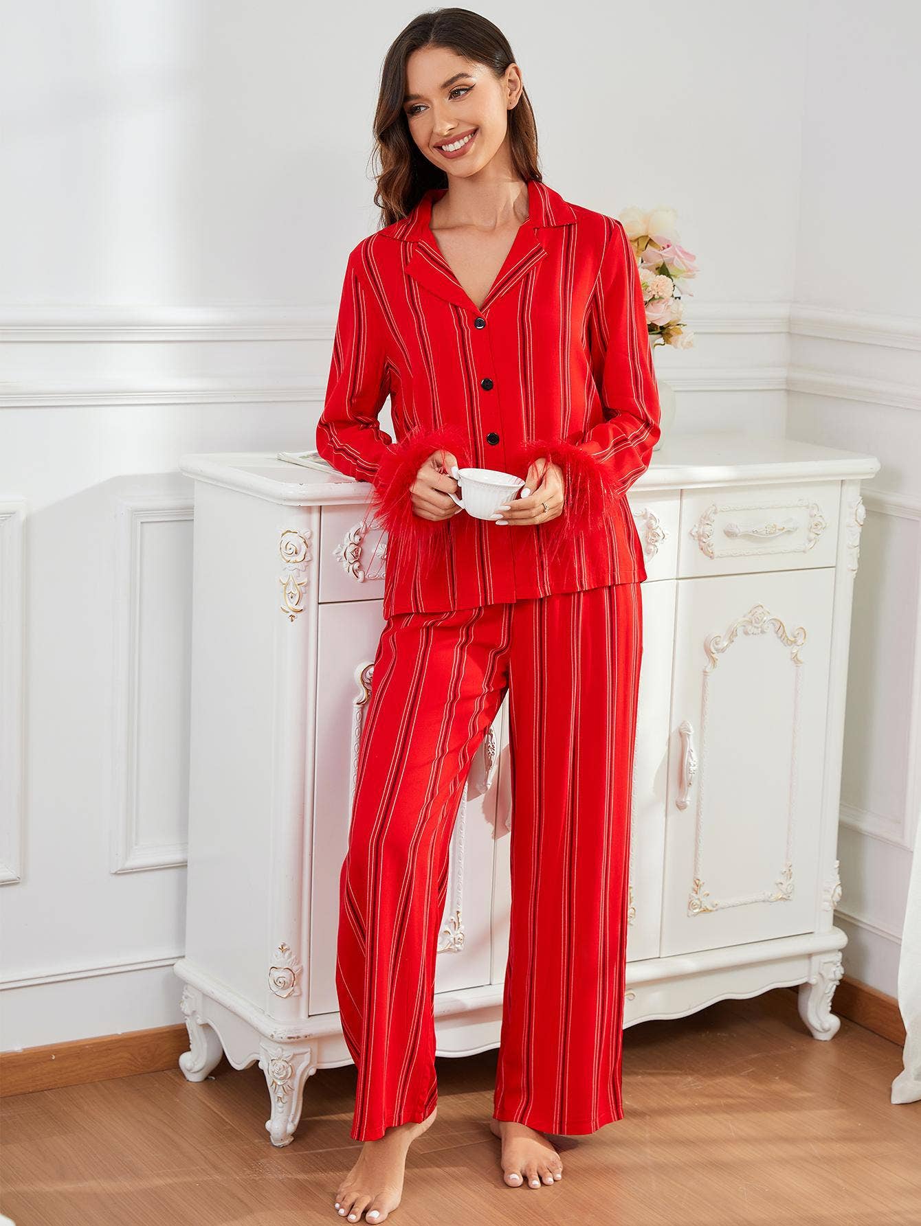 ROUGE Ensemble de vêtements d'intérieur avec chemise à manches longues et pantalon long en vente sur Faire4