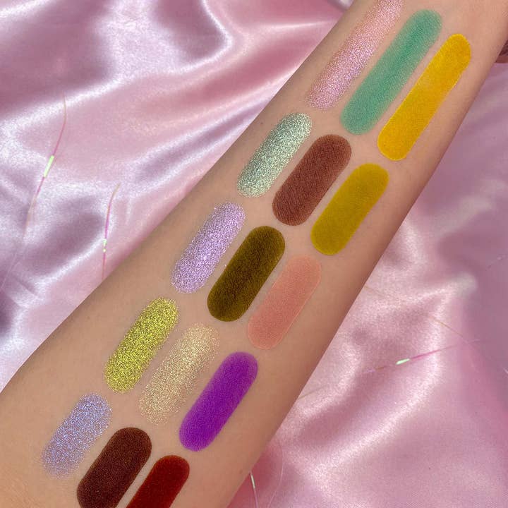 Rude Cosmetics – wholesale Eyeshadow palette – Manga Collection Palette - Attitude Academia2