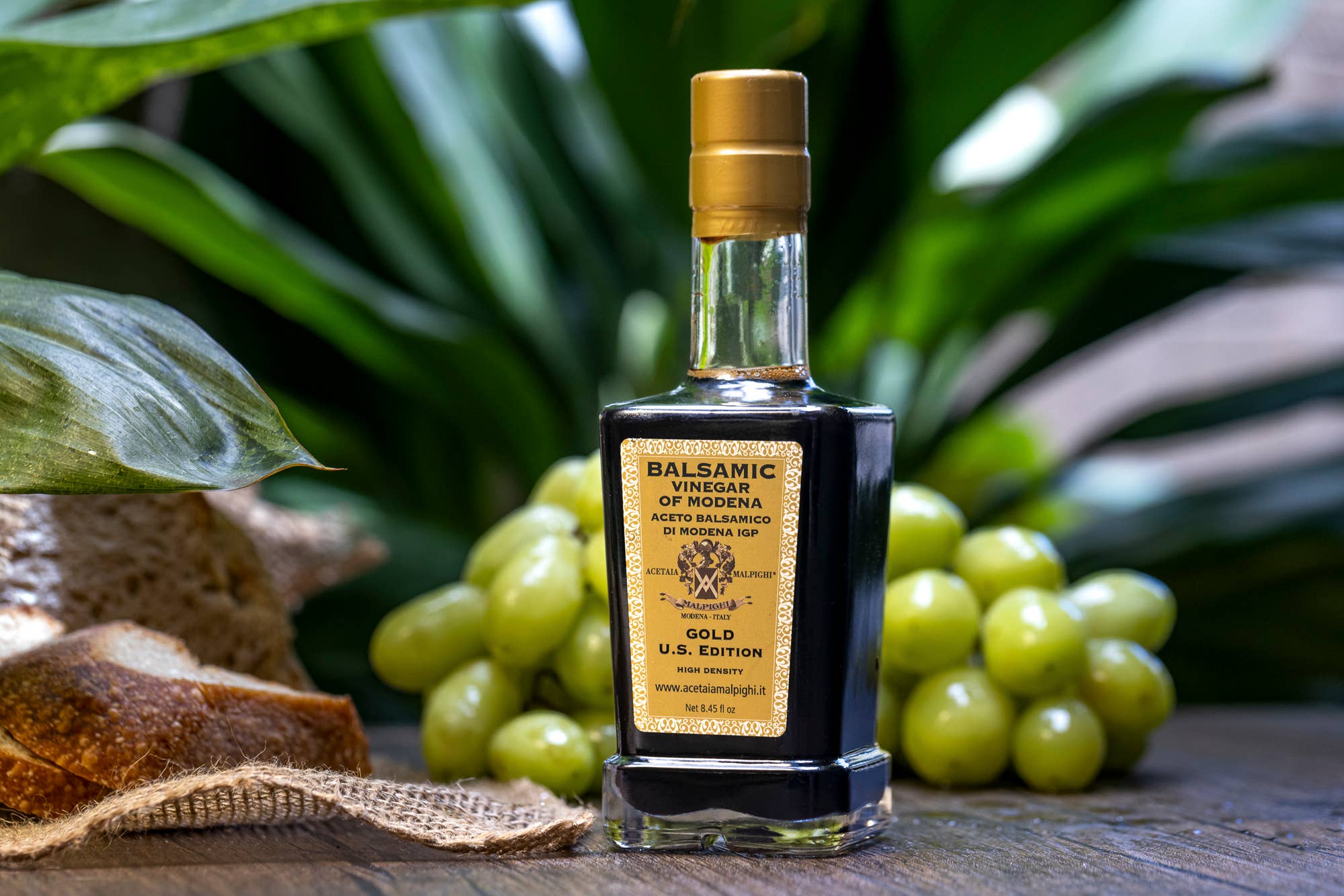 USA Distribution by Taycte - Wholesale Vinegar - Gold  IGP Balsamic Vinegar of Modena 250mL, Aged 15-20 Years7