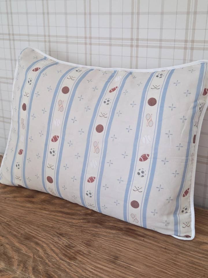 Funda de almohada - Deportes vintage para venta al por mayor de Ellie and Layne