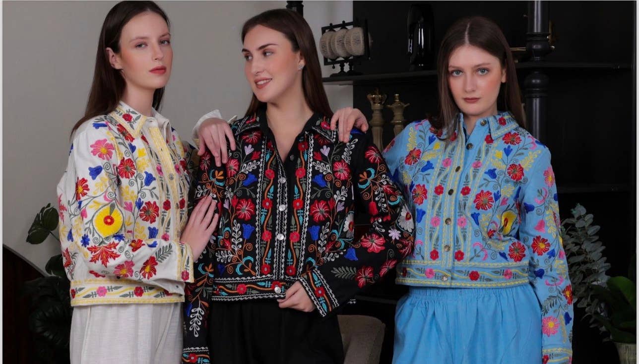 SWEET MAGIC MODA Y COMPLEMENTOS - Wholesale Jacket – Women's - EMBROIDERED JACKET