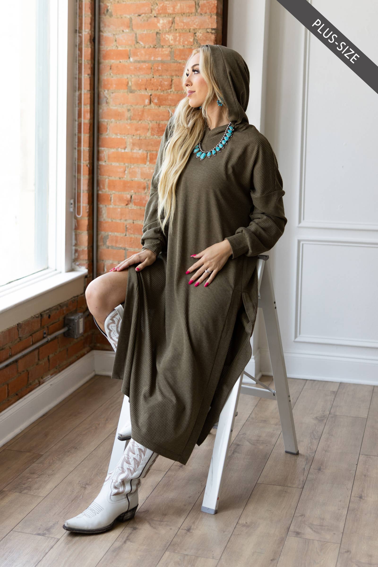 Dear Scarlett - Wholesale Dress - Women's - PLUS SIZE Waffle Knit Thermal Duster8