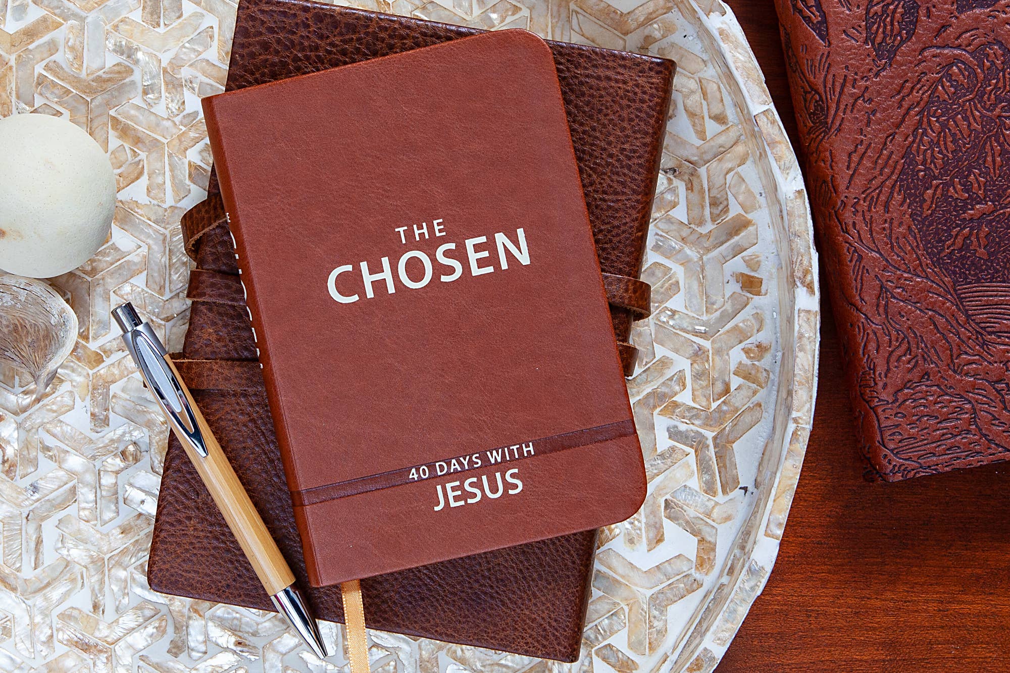 BroadStreet Publishing Group, LLC - Wholesale Religion Book - The Chosen (Devotional #1)