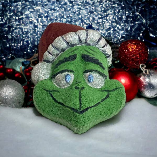 Calla Lily Cosmetics - Wholesale Bath Bomb/Fizz - Hand Painted Grinch Bath Bomb0