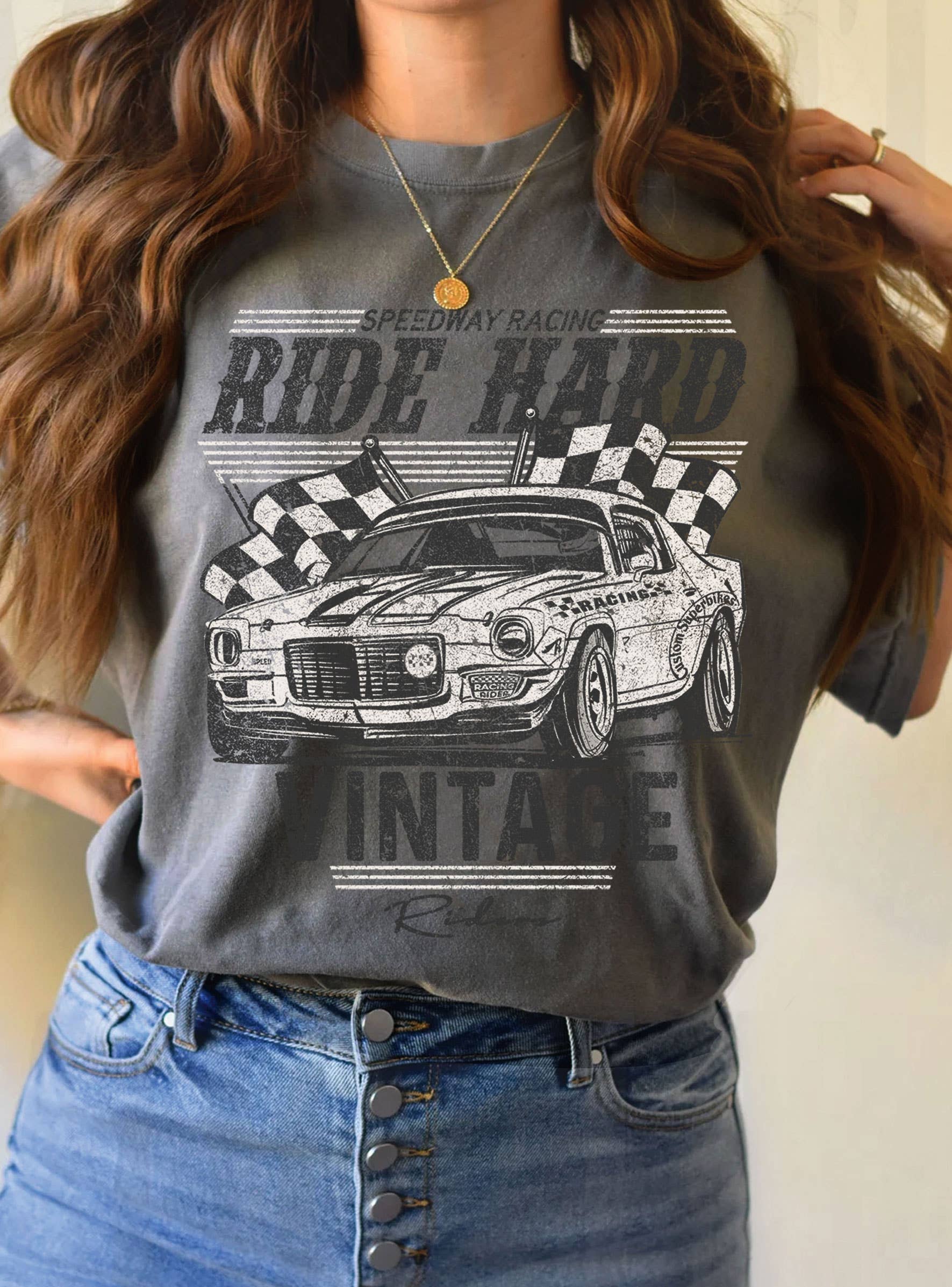 Rustee Clothing - Wholesale T-shirt met print - Dames - Ride Hard vintage t-shirts met auto graphic5