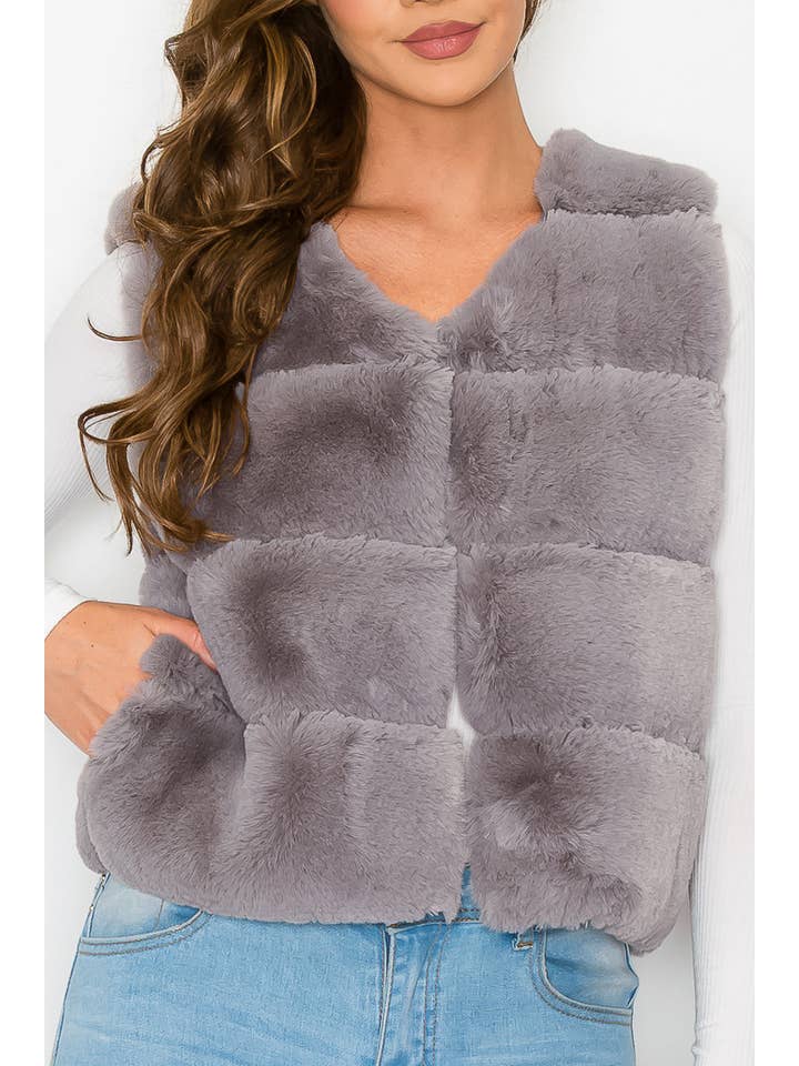 French Kiss - Wholesale Outerwear Vest - Women's - #J1317 Faux Fur Vest15