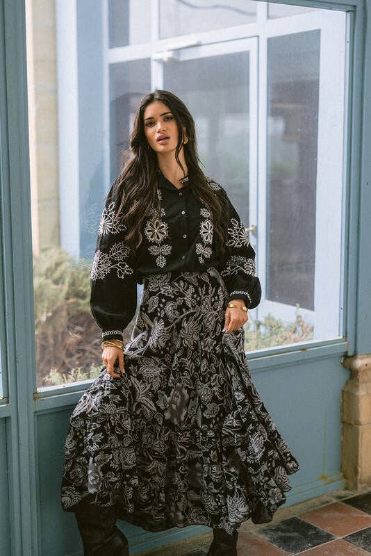 Piti Cuiti - Vendita all'ingrosso Gonna - Donna - VERONA BLACK & WHITE GONNA LUNGA3