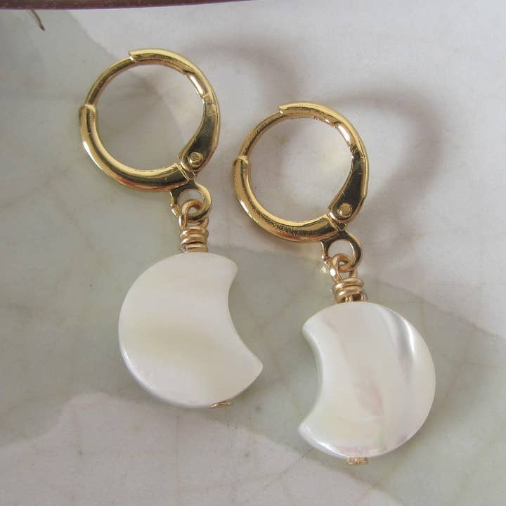 Månen Huggies för wholesale av Over The Moon