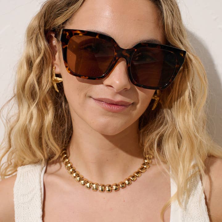 Angels Whisper Accessories - Wholesale Sunglasses – Women's - Maree Oversized Sunglasses (2 cols)5