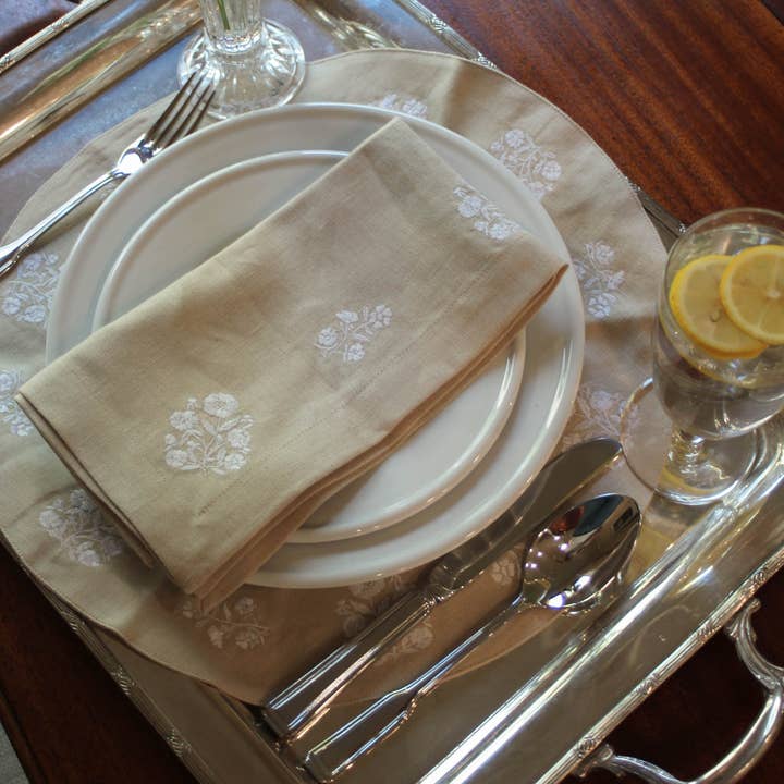 Natural White Embroidered Dinner Napkins in Linen Cotton, Set of Four for wholesale on Faire9